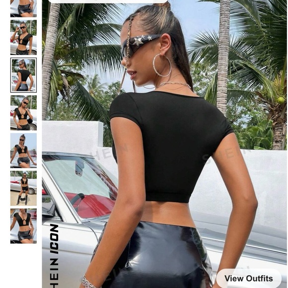 🌸S109 - Women's Black Crop Top - Sleek Short Sleeve Tee🖤 - Picture 3 of 3